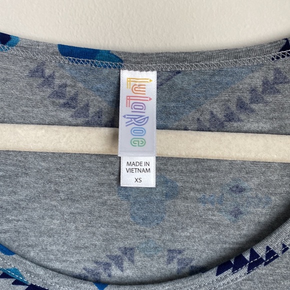 LulaRoe Mickey/Minnie Hi-lo Top - Picture 3 of 5